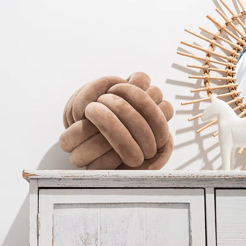 Art Decor Knot Ball Throw Pillow Handmade Soft Velvet Big Cushion Modern & Cozy Decorative Christmas Cushion for Home Sofa White